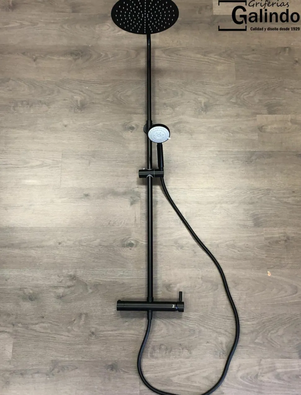 Columna De Ducha Mezcladora Theo Rociador 300 Mm Inox Y Flexo Pvc – 86450302 – Galindo