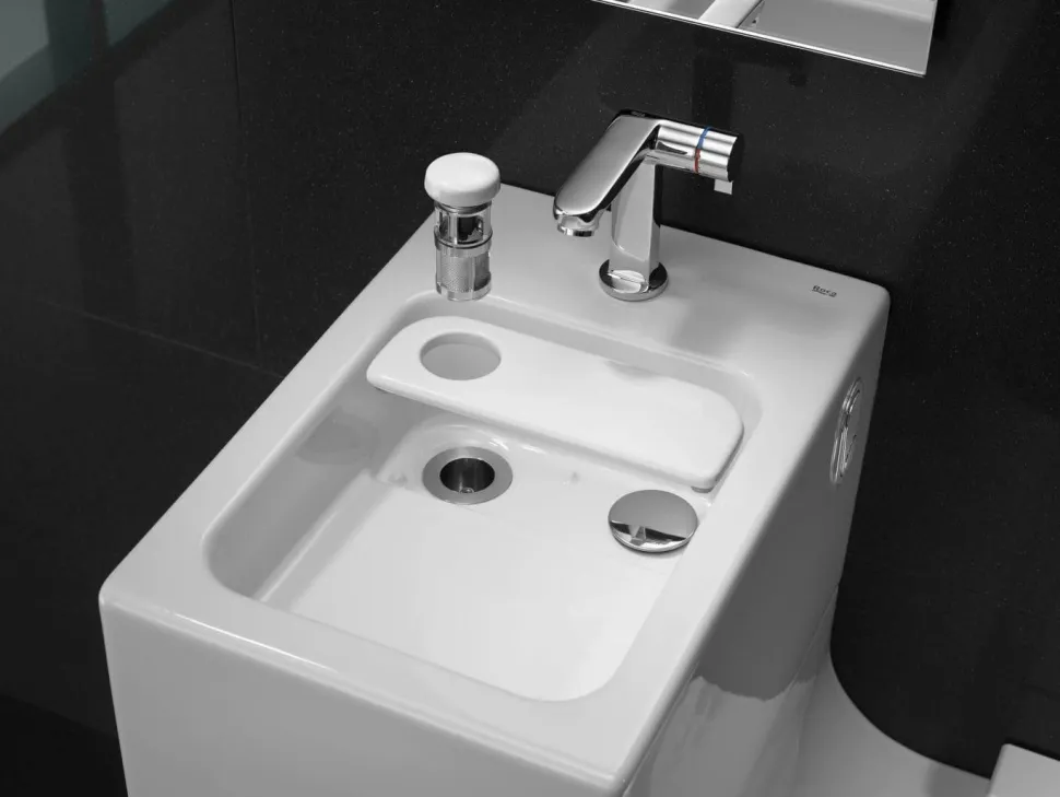 Inodoro Y Lavabo Suspendido (incluye Tapa Y Grifería De Lavabo) – W+W – A893020001